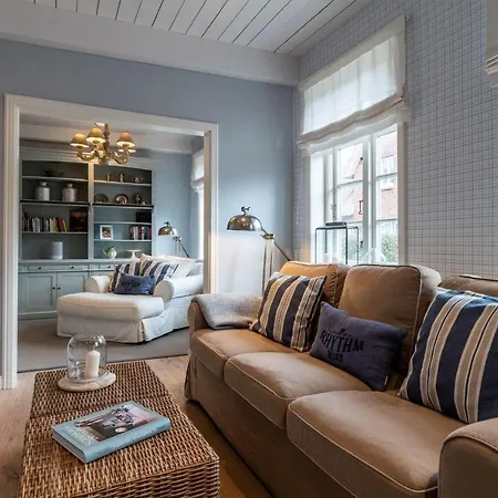 Von-deska-countryhouses-reeder-fluegel Niblum