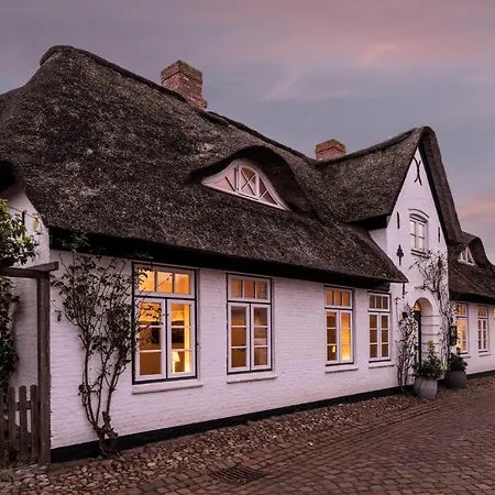 Von-deska-countryhouses-reeder-fluegel Holiday home